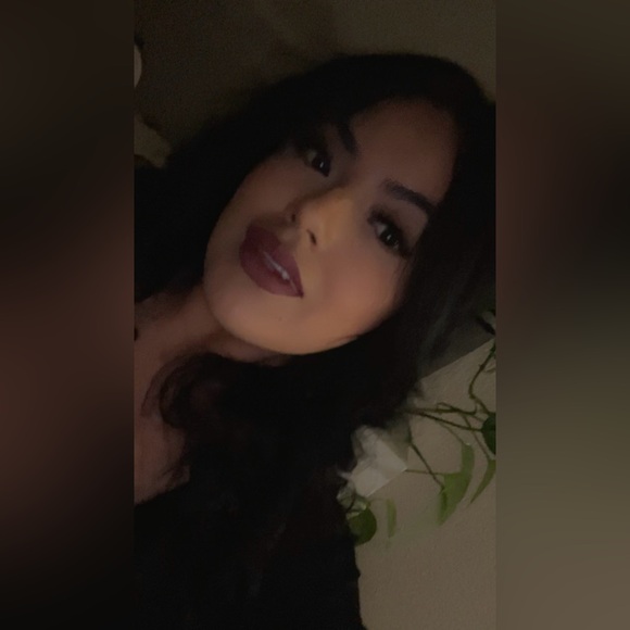 Meet your Posher, Shantall - Picture 4 of 5